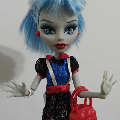 Boneca Monster High Ghoulia Yelps Ghouls Night Out - GNO - Foto 4