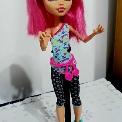 Boneca Monster High Howleen Wolf - Dance Class - Foto 2