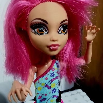 Boneca Monster High Howleen Wolf - Dance Class - Foto 4