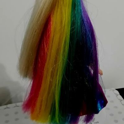 Barbie Rainbow Sparkle Hair - Cabelos de Arco-íris - Foto 4