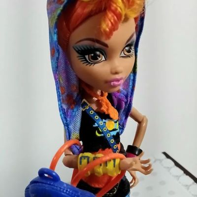 Boneca Monster High Howleen Wolf - Básica (Sisters 2 pack) - Foto 5